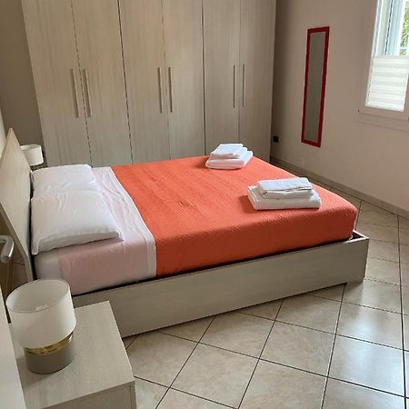 Feels Like Home Bologna Bagian luar foto